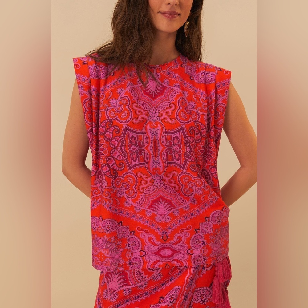 Farm Rio: Red and pink Paisley Scarf Shoulder Pad
Blouse